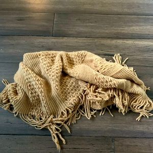 Chunky Cable Infinity Scarf